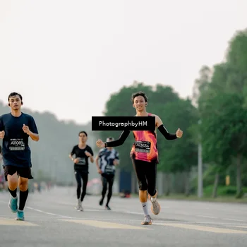 Runner Photo 6663813