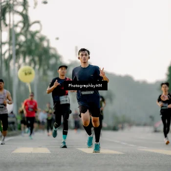 Runner Photo 6663816