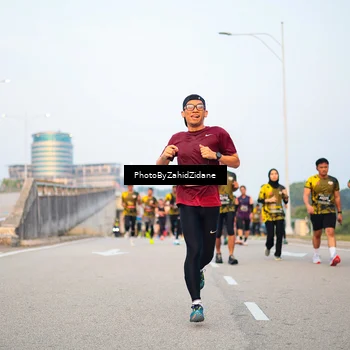 Runner Photo 6663823