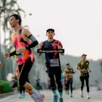Runner Photo 6663856