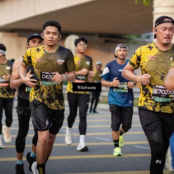 Runner Photo 6663876