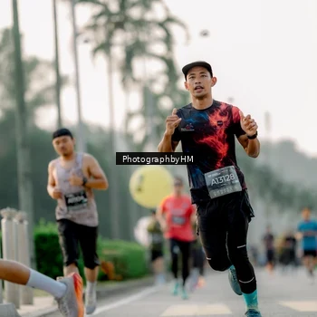 Runner Photo 6663880