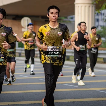 Runner Photo 6663949