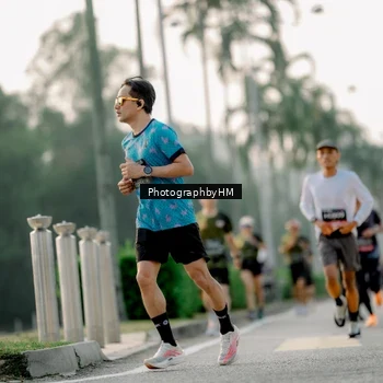 Runner Photo 6663964
