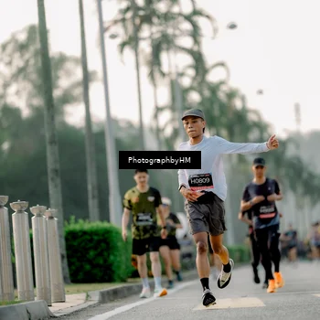 Runner Photo 6663974