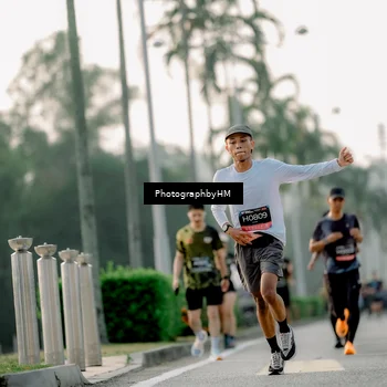 Runner Photo 6663978
