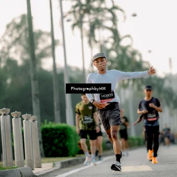 Runner Photo 6663987