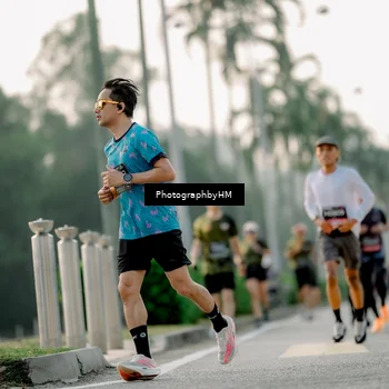 Runner Photo 6663989