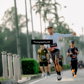 Runner Photo 6664000