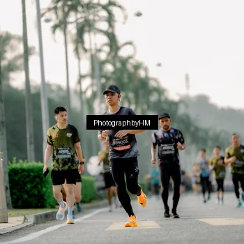Runner Photo 6664016