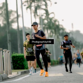 Runner Photo 6664029