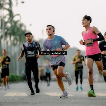Runner Photo 6664038
