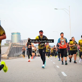 Runner Photo 6664051