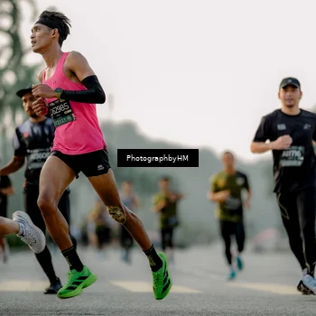 Runner Photo 6664070