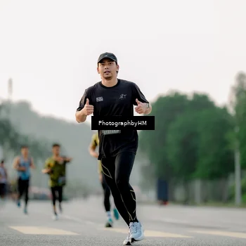 Runner Photo 6664083