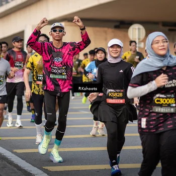 Runner Photo 6664101