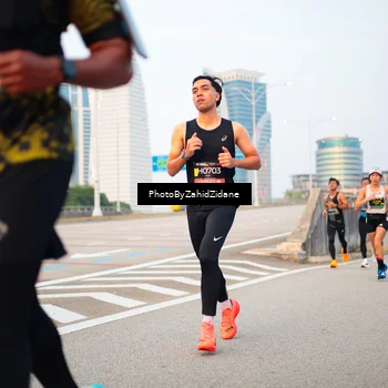 Runner Photo 6664102