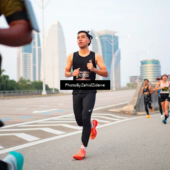 Runner Photo 6664108