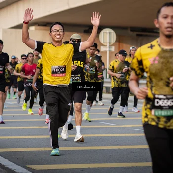 Runner Photo 6664123