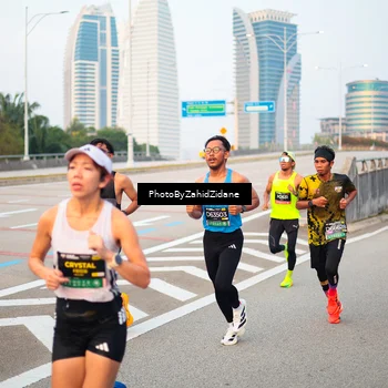 Runner Photo 6664171