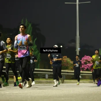 Runner Photo 6664178