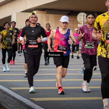 Runner Photo 6664187