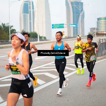 Runner Photo 6664189
