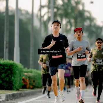 Runner Photo 6664199