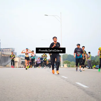 Runner Photo 6664205