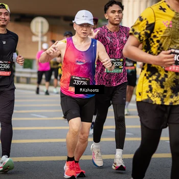 Runner Photo 6664210