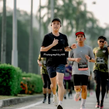 Runner Photo 6664213
