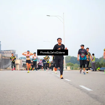 Runner Photo 6664231
