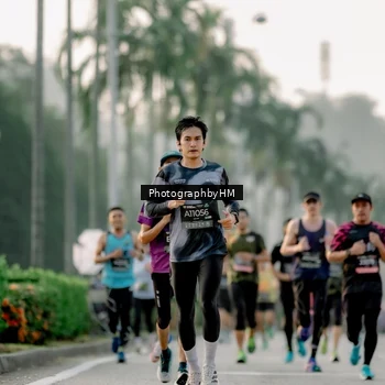 Runner Photo 6664246