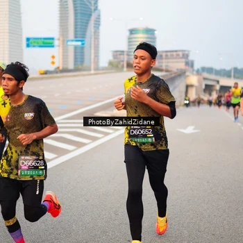 Runner Photo 6664286