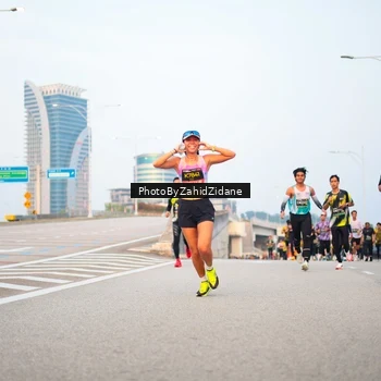 Runner Photo 6664298