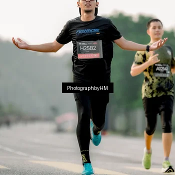 Runner Photo 6664325
