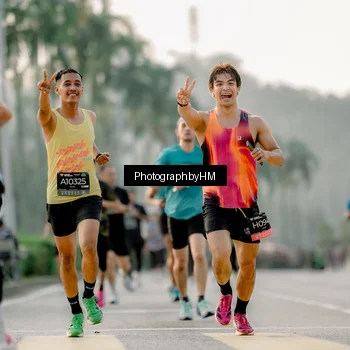 Runner Photo 6664359