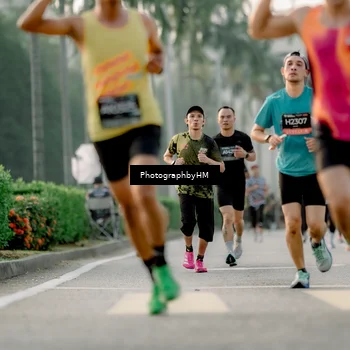 Runner Photo 6664372
