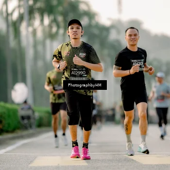 Runner Photo 6664409