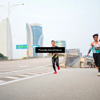 Runner Photo 6664412