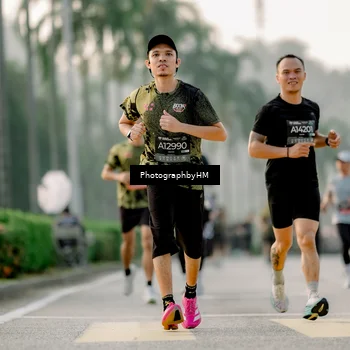 Runner Photo 6664416