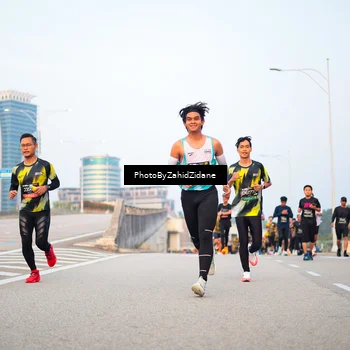 Runner Photo 6664420