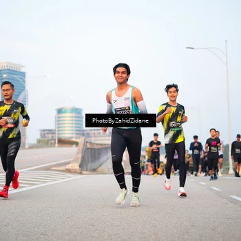 Runner Photo 6664493