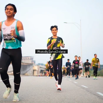Runner Photo 6664518
