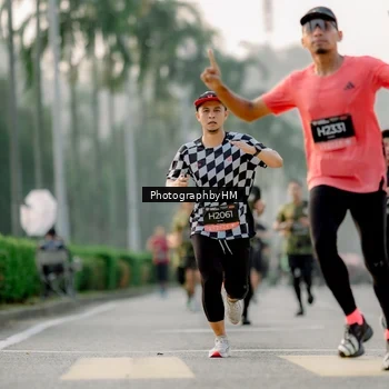 Runner Photo 6664519