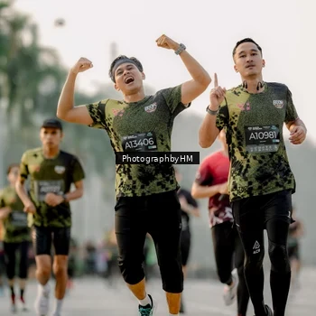 Runner Photo 6664592