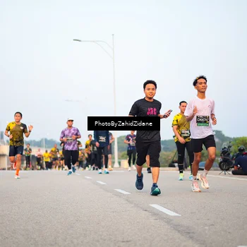 Runner Photo 6664626