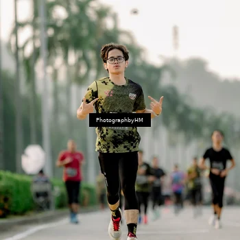 Runner Photo 6664635