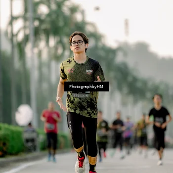 Runner Photo 6664641