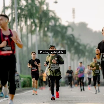 Runner Photo 6664669